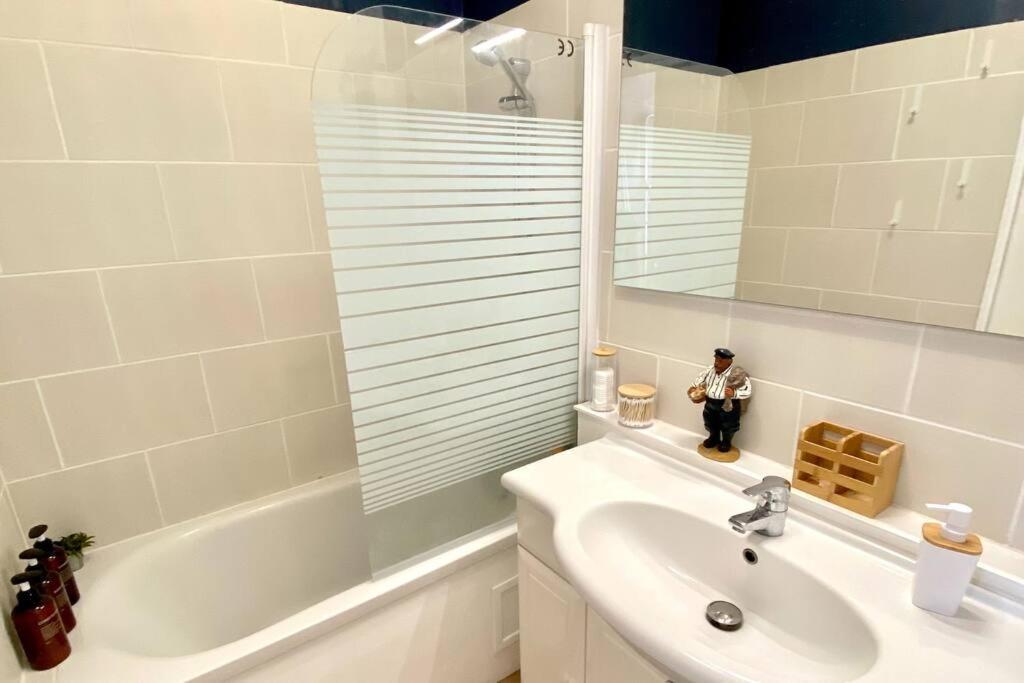 Joli T2 En Centre-Ville Lorient Avec Balcon Cosy Ngoại thất bức ảnh