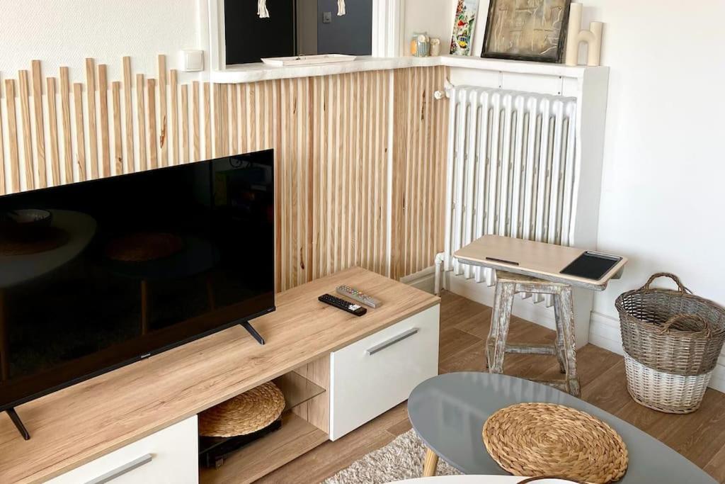 Joli T2 En Centre-Ville Lorient Avec Balcon Cosy Ngoại thất bức ảnh